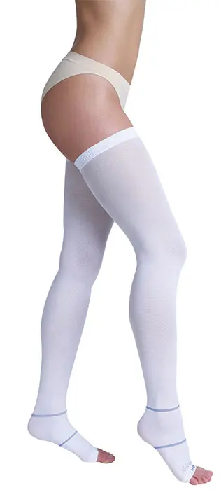 Avicenum Hospital 2, stehenné pančuchy XL