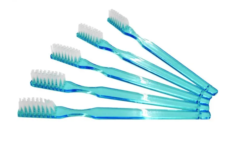 Zubná kefka jednorazová 1ks