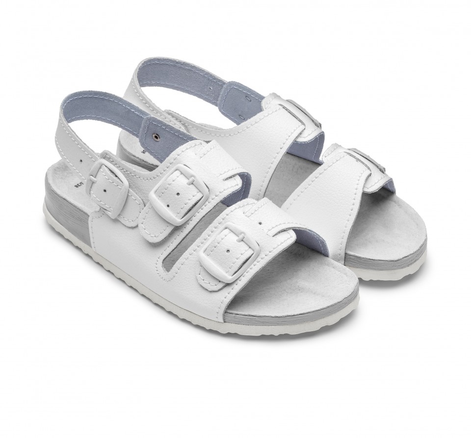 Protetika T17 sandále